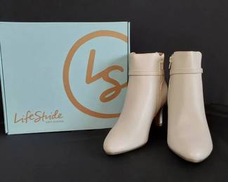 Womens Life Stride Guild Ankle Boots