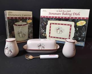 Snowmen Stoneware Set