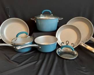 Ayesha Cookware Set