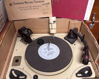 garrard model rc 98L turntable