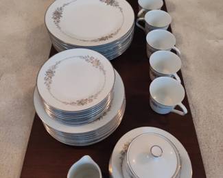Noritake 44 piece set 1964-1971