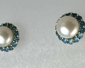 925 Silver Faux Pearl & Blue Zirconia Halo Post Ea