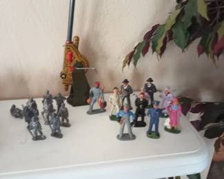Metal soldiers and a war protest?
