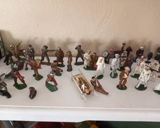 Seriously cool old metal army figures