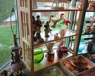 More decor