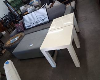 Set of 2 White Lacquer Parsons Nesting Tables