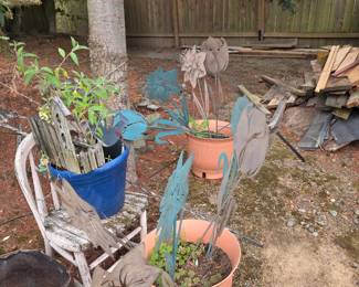Garden decor