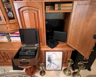 antique Royal typewriter