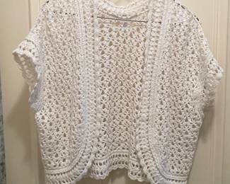 White Crochet Shrug Bolero with Scalloped Border