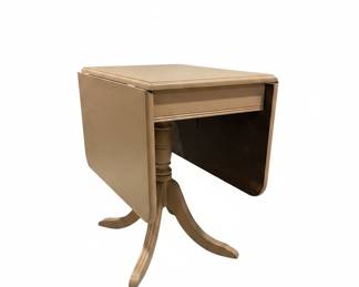 Duncan Phyfe Style Drop-Leaf Pedestal Table