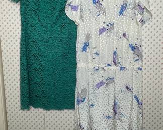 Vintage Women's Dresses - Emerald Lace and White Floral Print