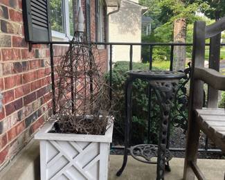 White Lattice Planter with Obelisk Trellis