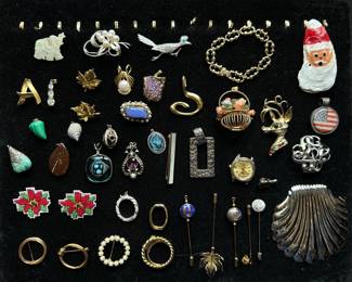Vintage Costume Jewelry: Brooches, Pendants, & more