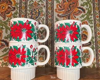 Vintage Poinsettia Stacking Mugs