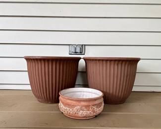 Fluted Terracotta-Style Planters and Decorative Bowl
