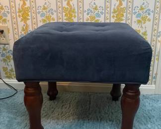Target Threshold Ottoman