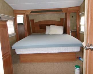 COACHMAN INSIDE