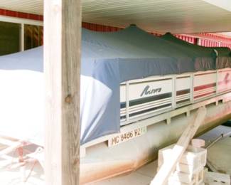 AURORA PONTOON