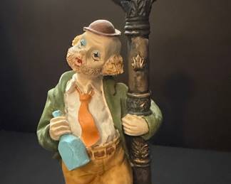 Melody in Motion Clockpost Willie & Elderly Couple Clock Figurines
