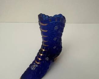Cobalt Blue Daisy & Button Pattern Glass Boot Figurine