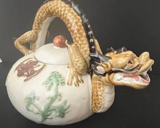 Seymour Mann Asian Accent Dragon Teapot