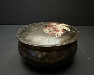 Saji China Hand-Painted Trinket Box