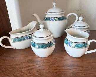 Lenox Casual Images Emerald Bay Tea Service