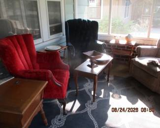 Pair of Wingback vintage chairs and recliner