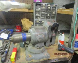 Ward's swivel bench vice