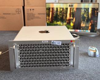 MacPro 3.2 GHz 16-Core Intel Xeon W 96GB RAM 1TB