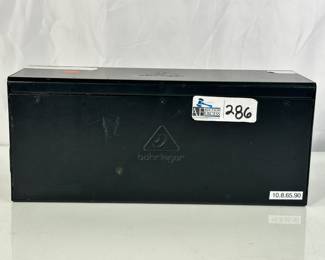 Behringer XR18 18-Channel Digital Rackmount Mixer