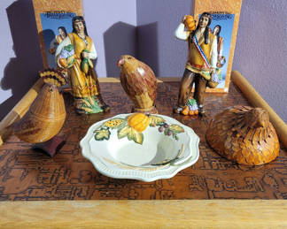 Lot 12: Thanksgiving/Fall Decor.