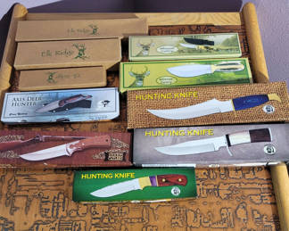 Lot 28: Hunting And Hobby Knives #3
