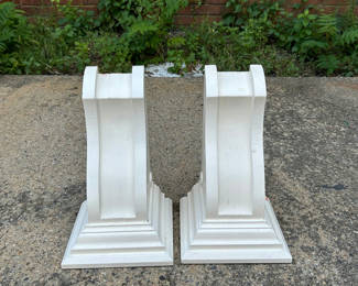 Lot 29: Wooden Architecture Corbels