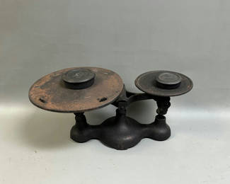 Lot 43: Antique French Force Kilo Cast Iron Balance Scale