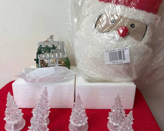 Lot 41: All new in boxes - Crystal glass Christmas trees and Santa Claus plush