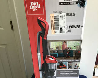Lot 1: Dirt Devil Endura Express Compact Upright Vacuum New in Box