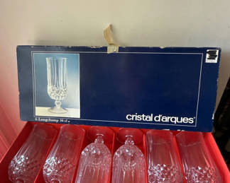 Lot 154: Six Cristal d'Arques Longchamp crystal goblets
