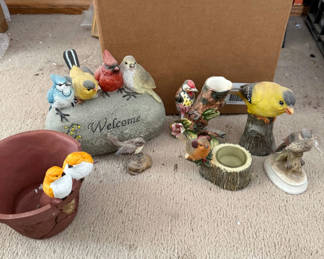 Lot 104: Bird-themed decorative figurines and planters
