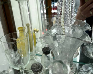 Lot 95: Assorted crystal glassware and decorative figurines