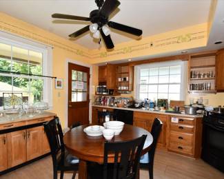 257Kitchen
