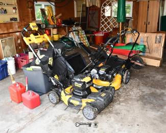 823Garage