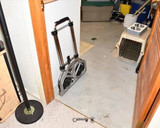 736Laundry Room