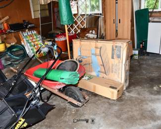 827Garage
