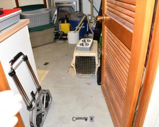 737Laundry Room