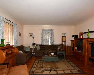 028Living Room