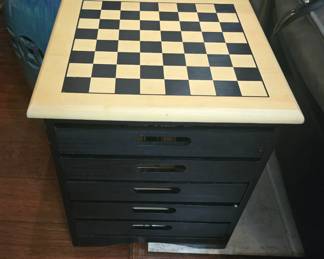 gamebox / side table