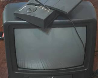 Zenith 13" Color TV / Cassette Recorder (VHS)