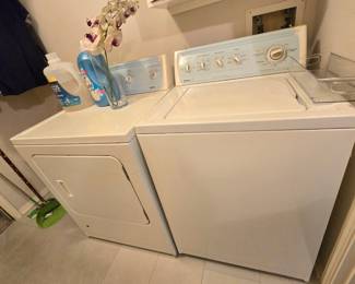 Washer / electric dryer