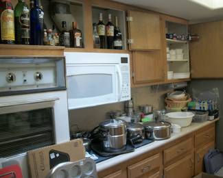 SS COOKWARE, MIXING BOWLS, ETC.